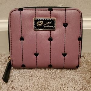 Betsy Johnson small zip wallet